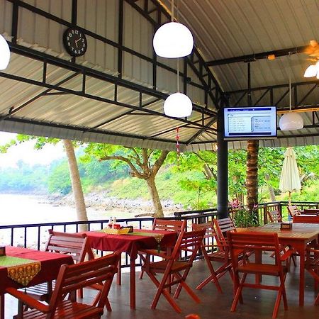 Kalim Beach Place Patong Екстер'єр фото