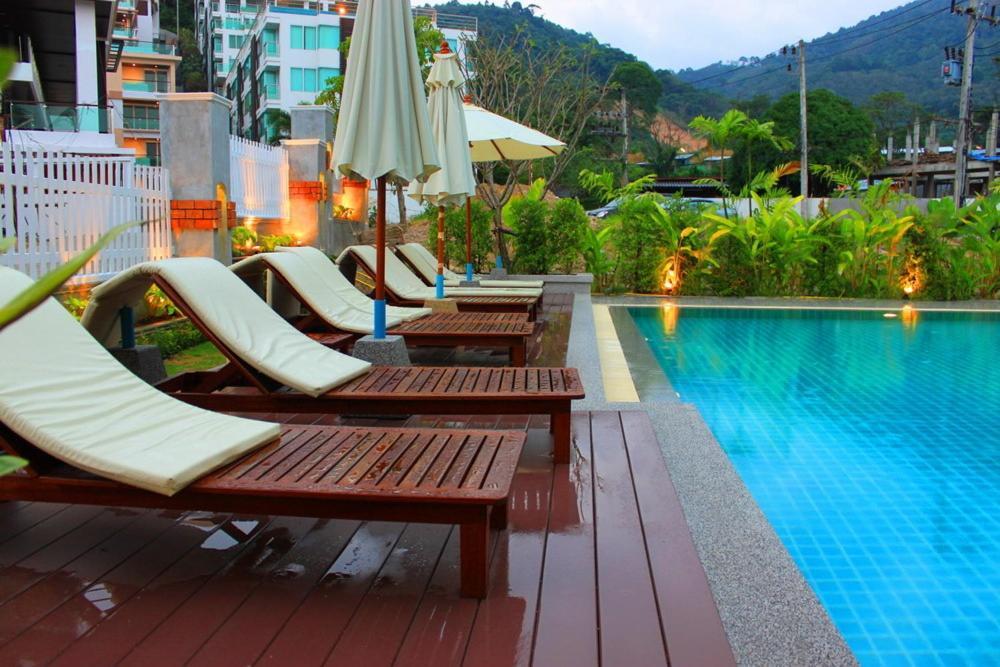 Kalim Beach Place Patong Екстер'єр фото
