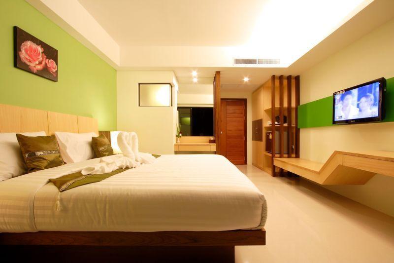 Kalim Beach Place Patong Екстер'єр фото