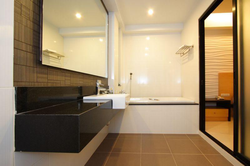 Kalim Beach Place Patong Екстер'єр фото